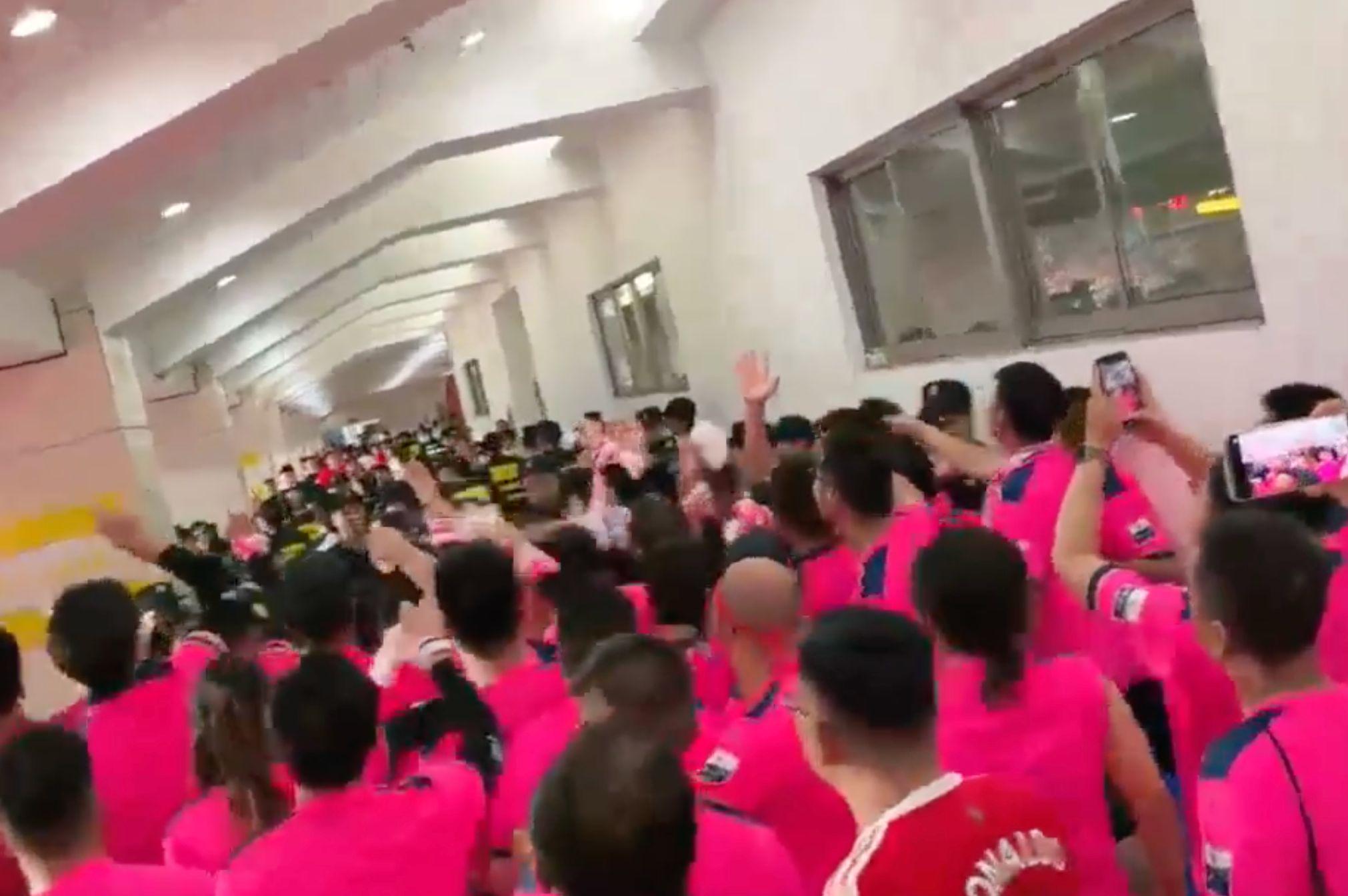 镇江队后防