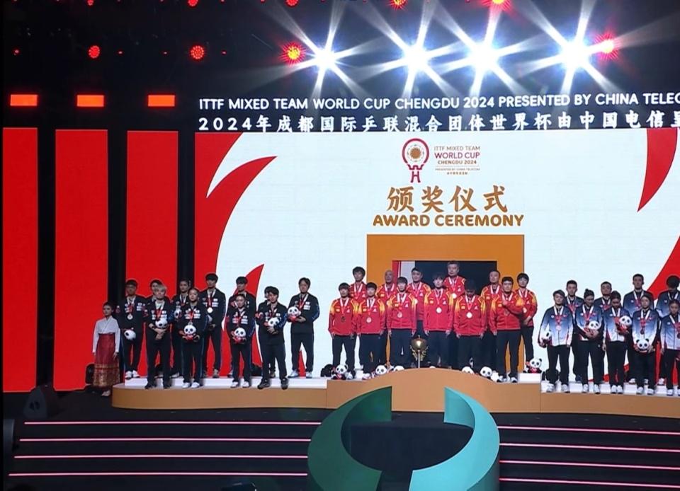 家乒乓球二, 着比赛奖金 家乒乓球二, 着比赛奖金