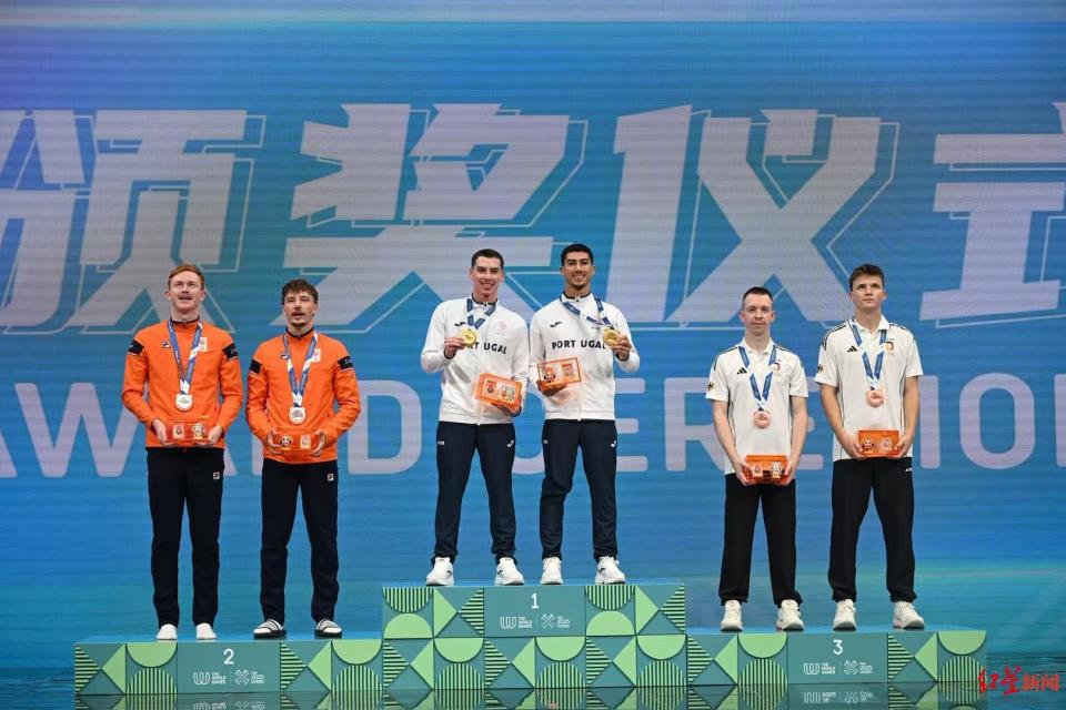 运动员在两